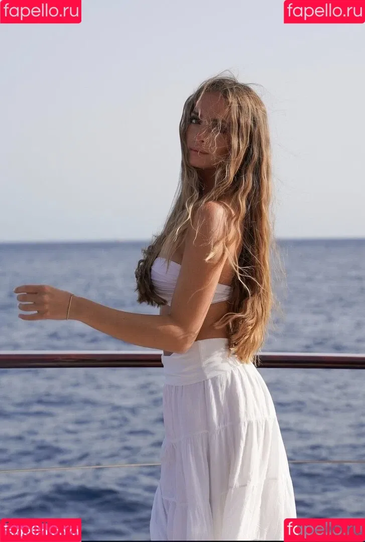 Lea Katharina Maria Onlyfans Photo Gallery 