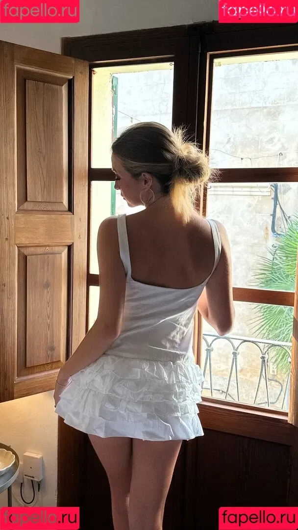 Lea Katharina Maria Onlyfans Photo Gallery 