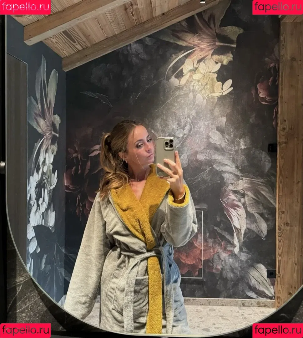 Lea Katharina Maria Onlyfans Photo Gallery 