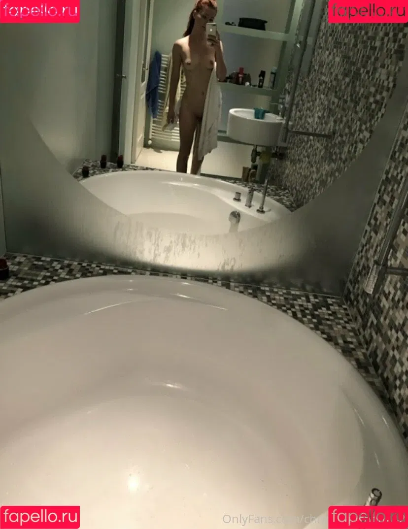 christinaochoa242 Onlyfans Photo Gallery 