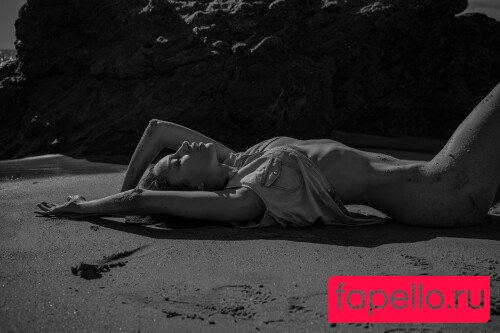 Elena Fernandes Nude Onlyfans Photo 46