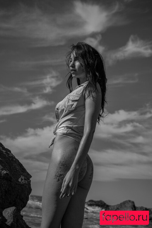 Elena Fernandes Nude Onlyfans Photo 45