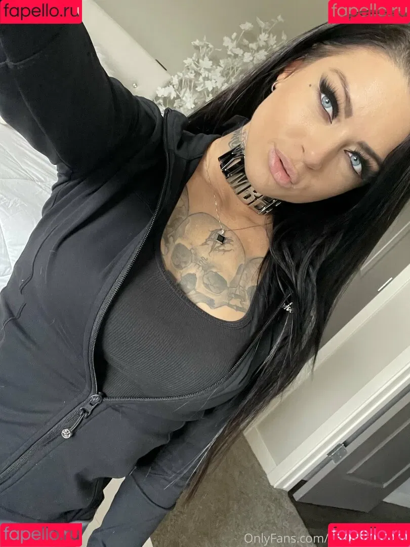 kimberveilsaz Onlyfans Photo Gallery 