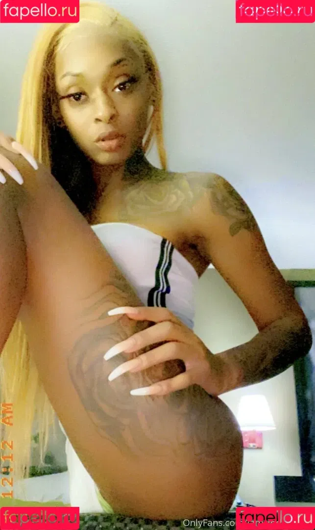 xoxorosemariee Onlyfans Photo Gallery 