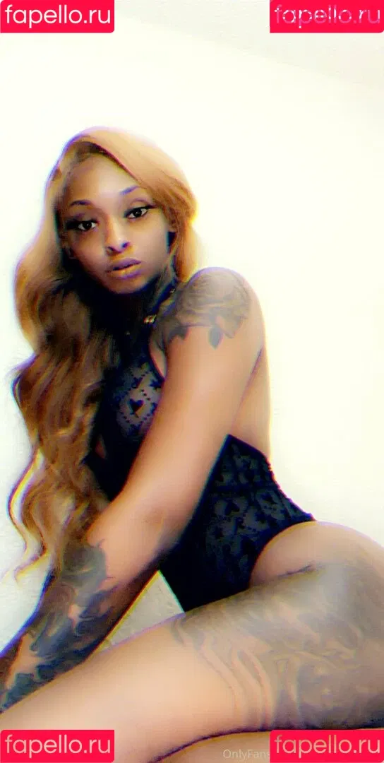 xoxorosemariee Onlyfans Photo Gallery 