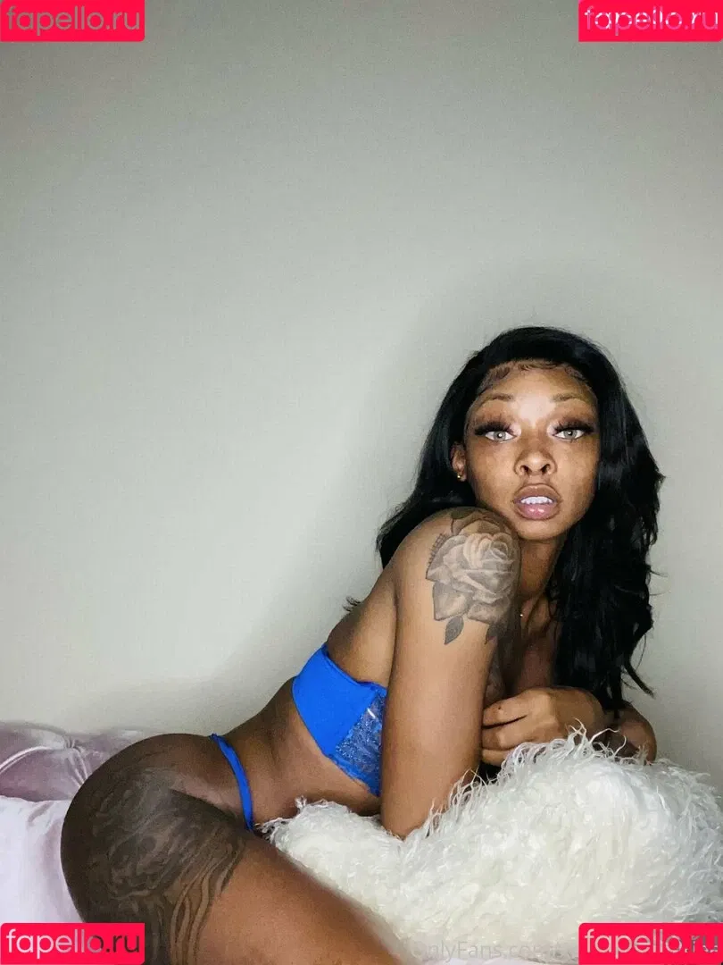 xoxorosemariee Onlyfans Photo Gallery 