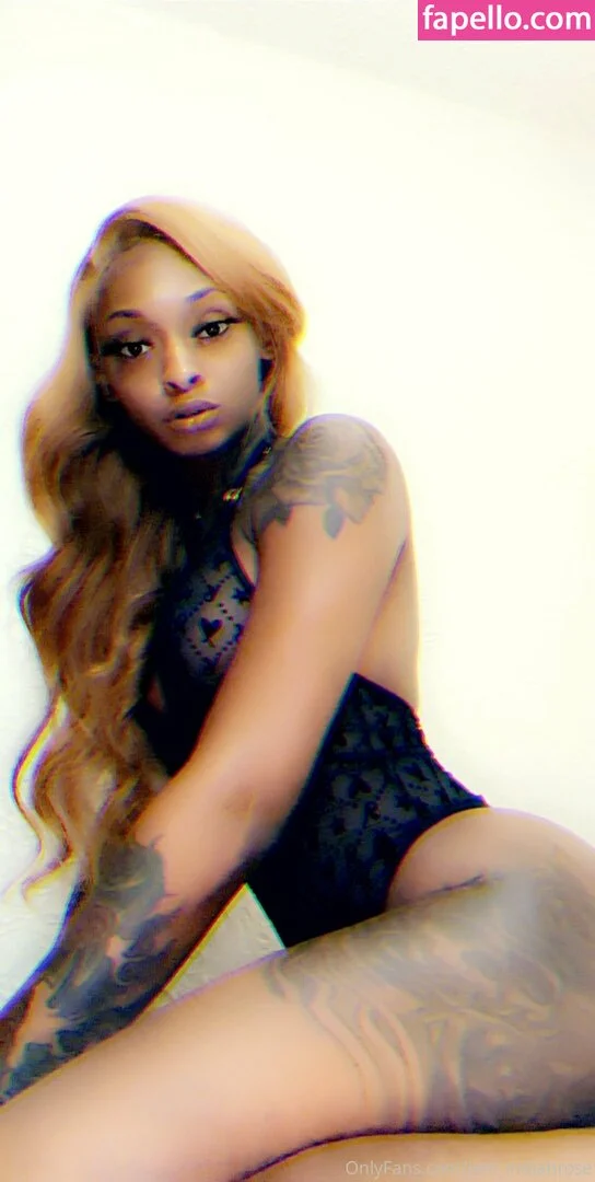 xoxorosemariee Onlyfans Photo Gallery 