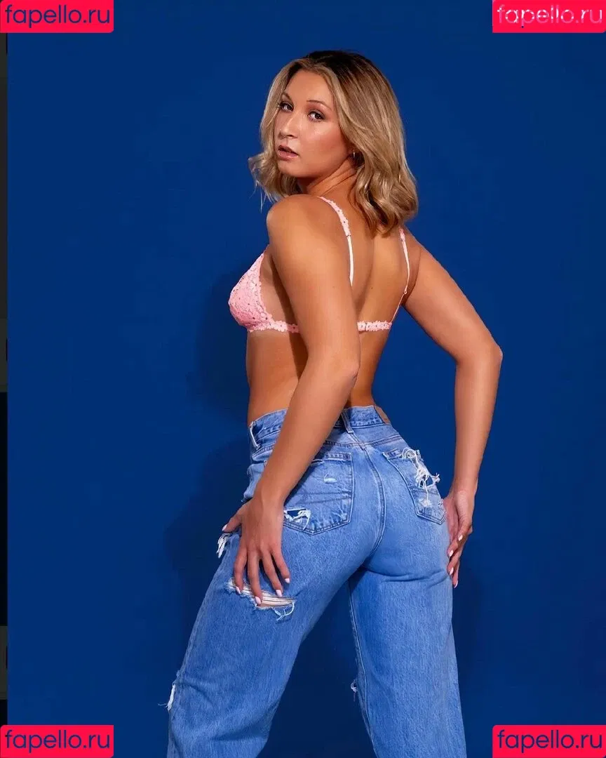 Mackenzie Lubeck Onlyfans Photo Gallery 