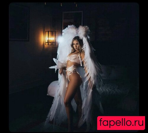 Mackenzie Lubeck Onlyfans Photo Gallery 