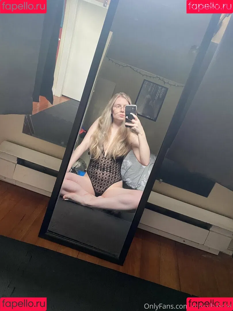 misschaiyles Onlyfans Photo Gallery 