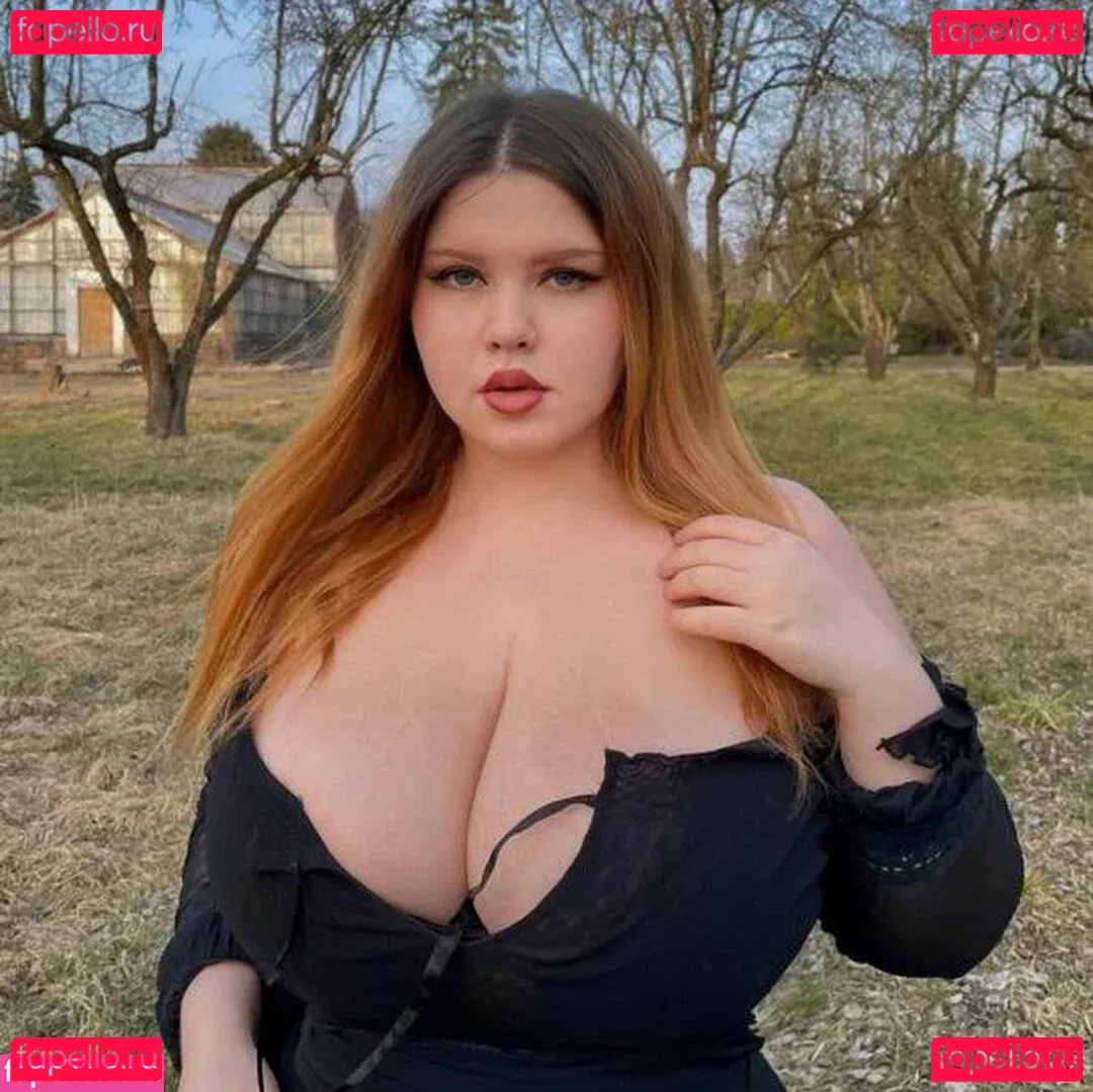 Anna Bernadina Onlyfans Photo Gallery 