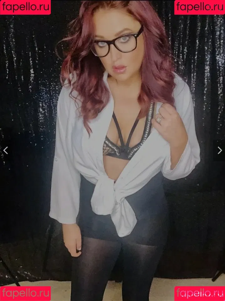 SoCalVal Onlyfans Photo Gallery 