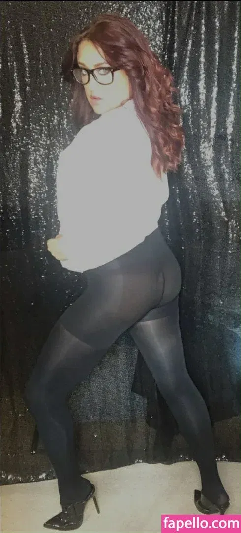 SoCalVal Onlyfans Photo Gallery 