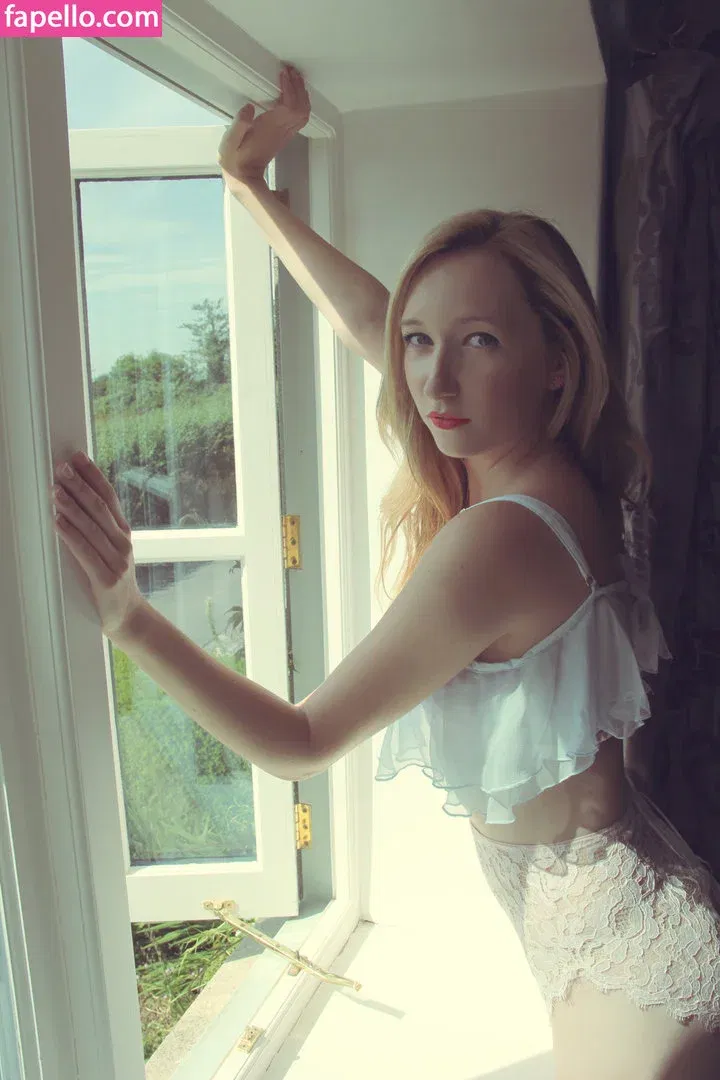 Vixylixxx Onlyfans Photo Gallery 