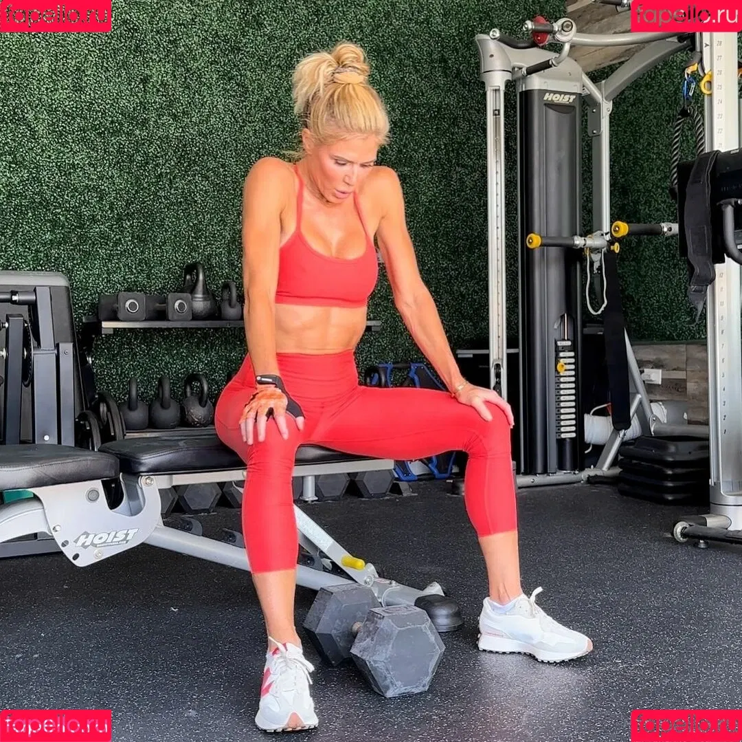 WWE Torrie Wilson Onlyfans Photo Gallery 