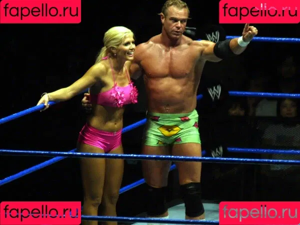 WWE Torrie Wilson Onlyfans Photo Gallery 