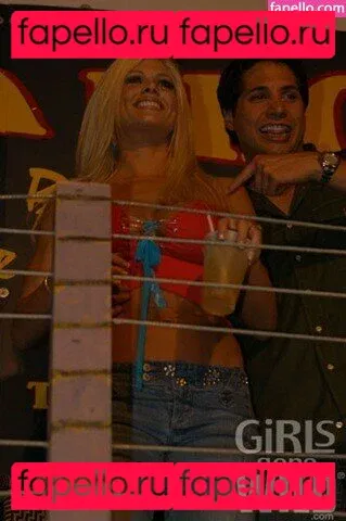 WWE Torrie Wilson Onlyfans Photo Gallery 