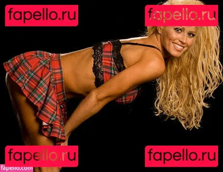 WWE Torrie Wilson Onlyfans Photo Gallery 