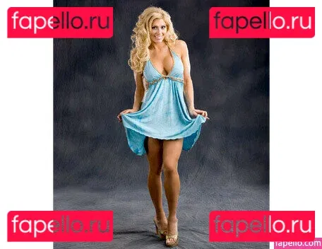 WWE Torrie Wilson Onlyfans Photo Gallery 