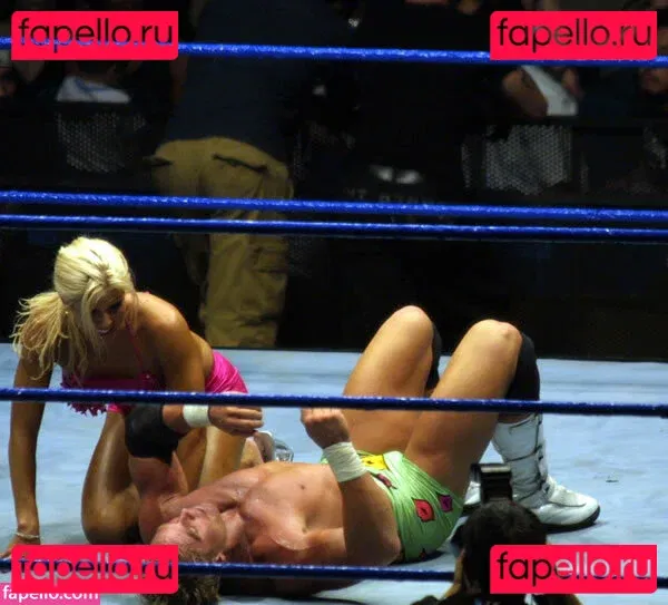 WWE Torrie Wilson Onlyfans Photo Gallery 