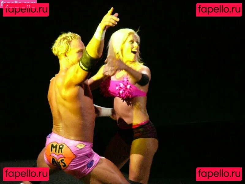 WWE Torrie Wilson Onlyfans Photo Gallery 