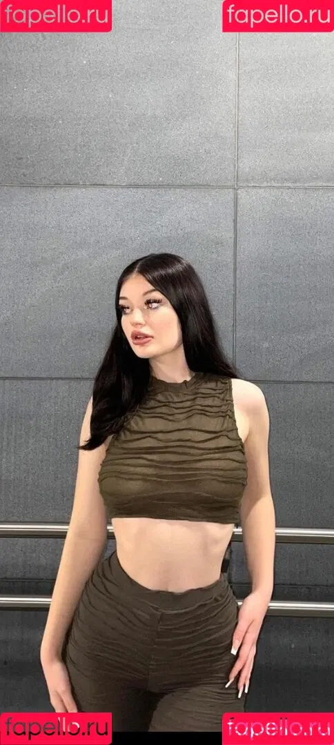 lauraa_.fl Onlyfans Photo Gallery 