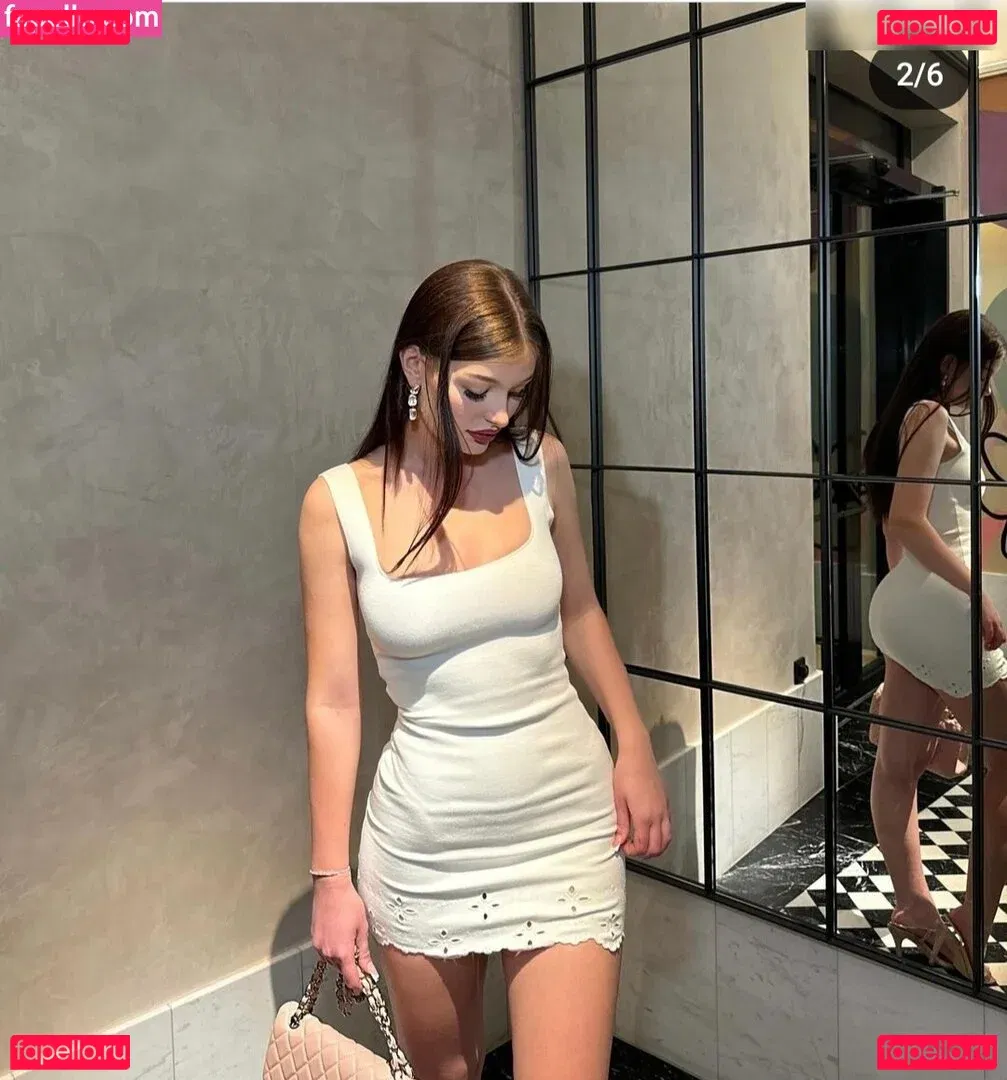 lauraa_.fl Onlyfans Photo Gallery 