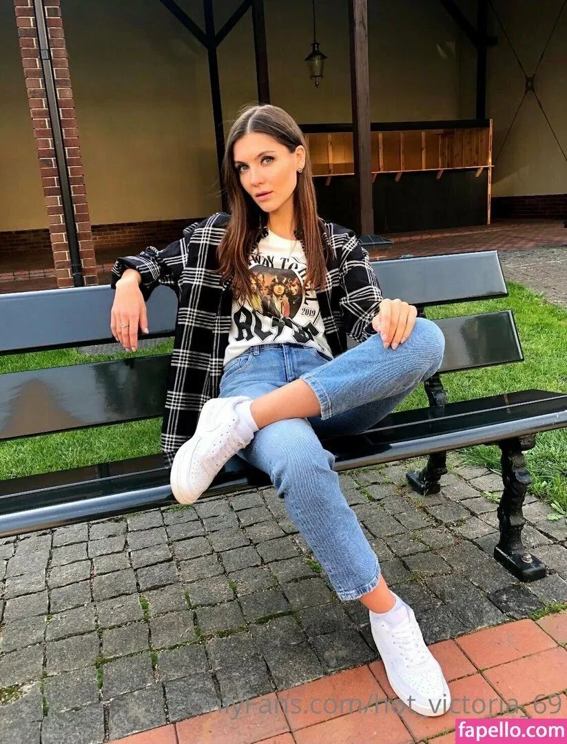 hot_victoria_69 Onlyfans Photo Gallery 