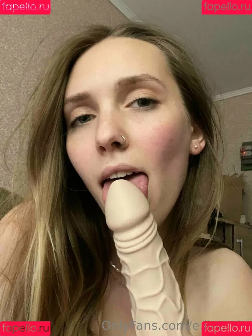 e.lina.vip Onlyfans Photo Gallery 