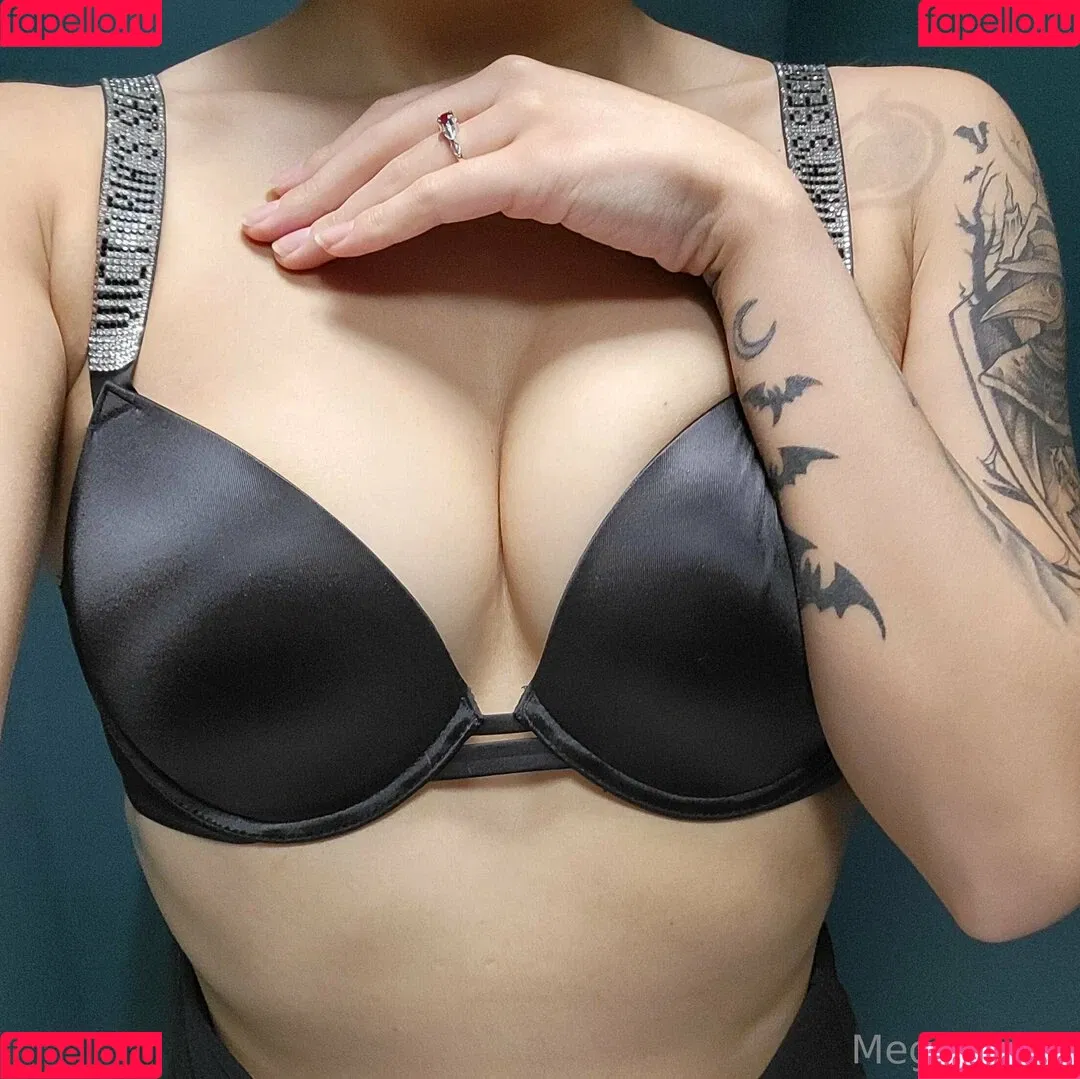 megami Onlyfans Photo Gallery 
