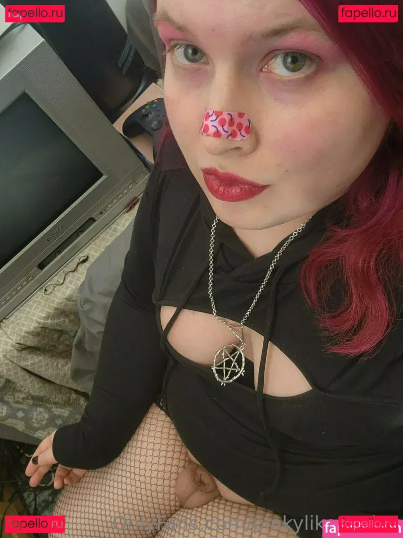 pinkylikes2play Onlyfans Photo Gallery 