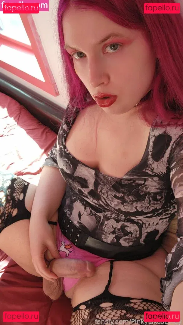 pinkylikes2play Onlyfans Photo Gallery 
