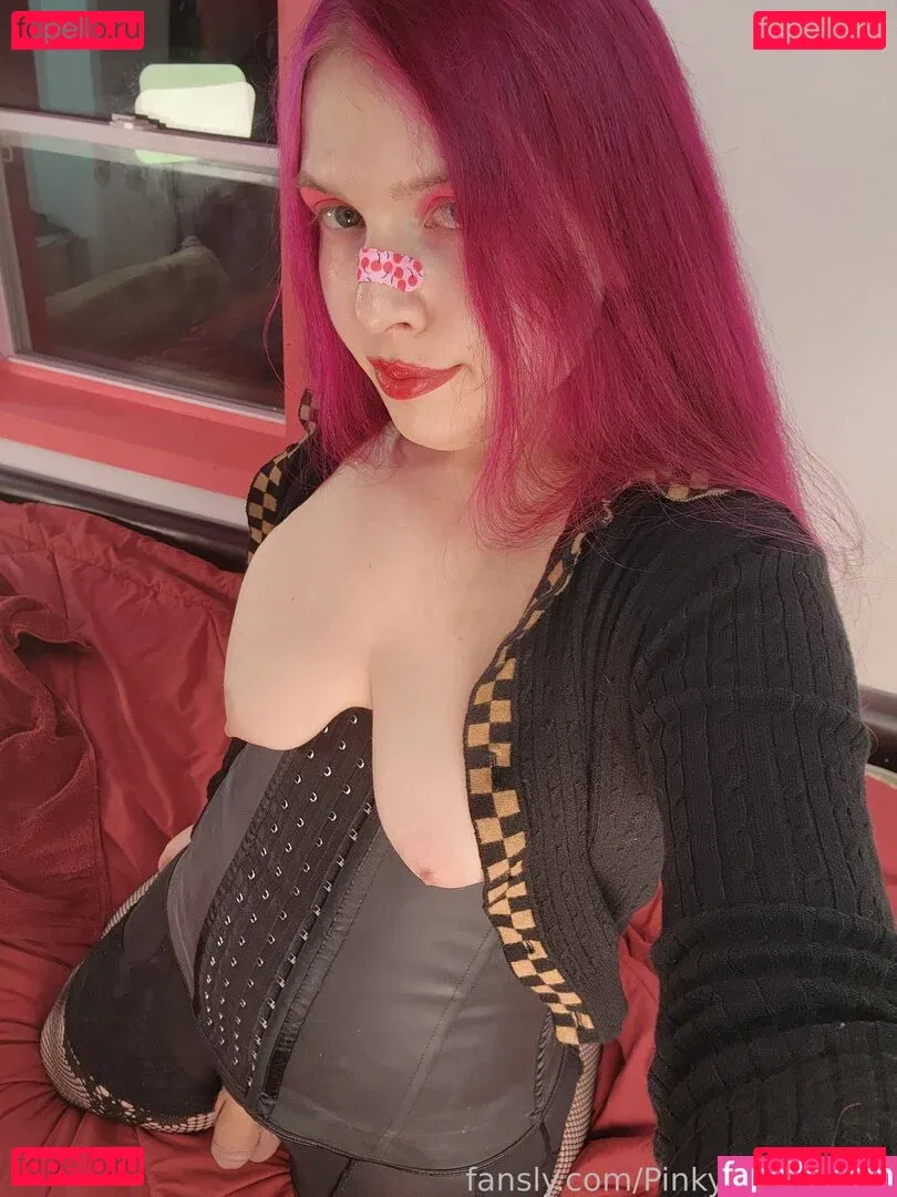 pinkylikes2play Onlyfans Photo Gallery 