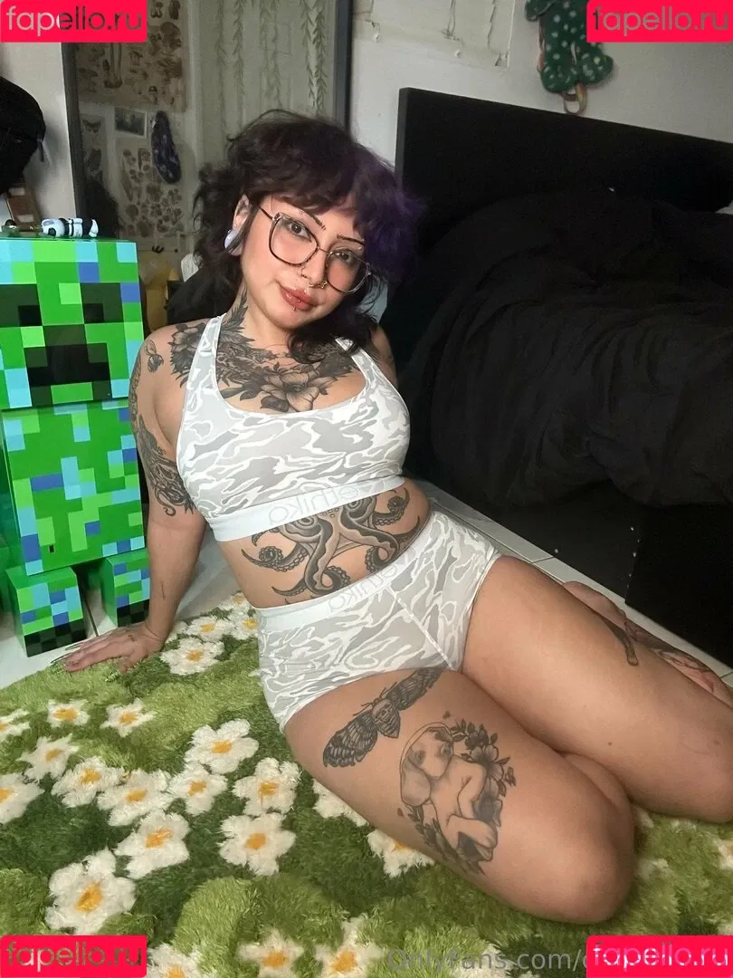 Oni Onlyfans Photo Gallery 