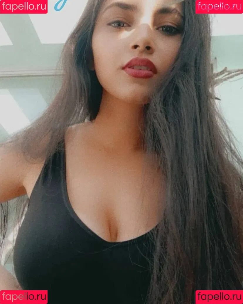 Aarohi Verma Onlyfans Photo Gallery 