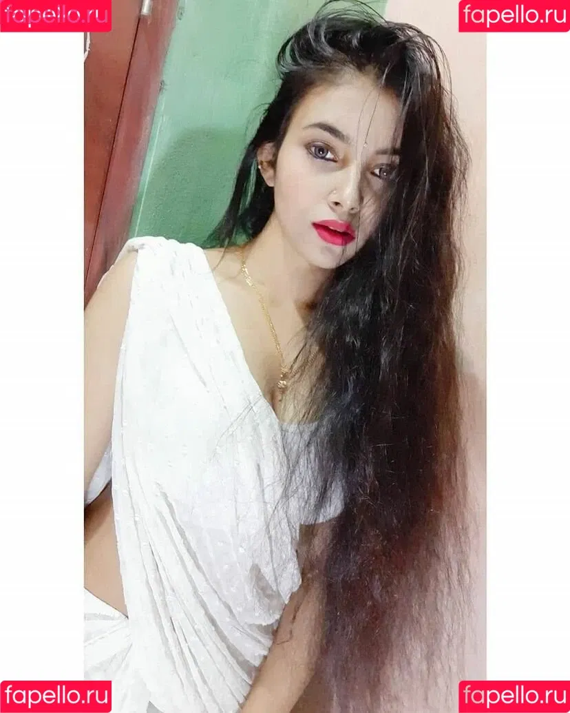 Aarohi Verma Onlyfans Photo Gallery 