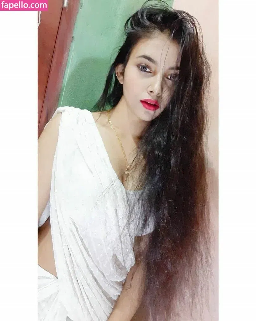 Aarohi Verma Onlyfans Photo Gallery 