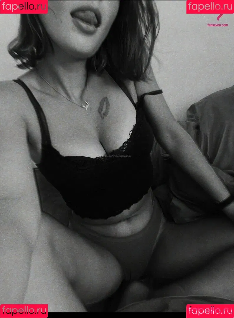 Lisa Sheepi Onlyfans Photo Gallery 