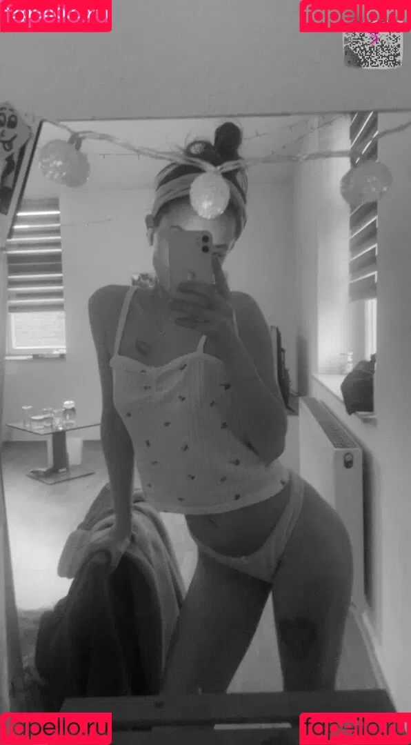 Lisa Sheepi Onlyfans Photo Gallery 