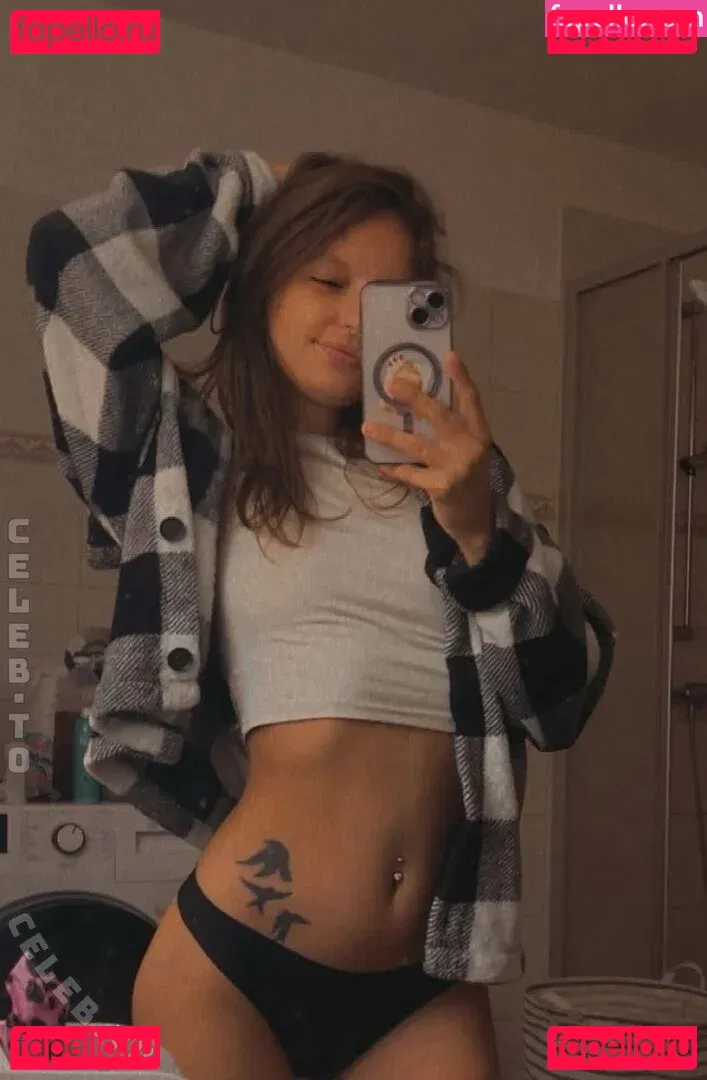 Lisa Sheepi Onlyfans Photo Gallery 