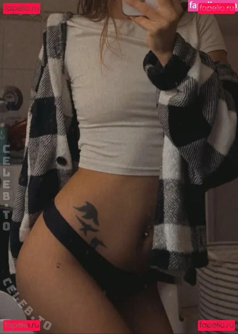 Lisa Sheepi Onlyfans Photo Gallery 