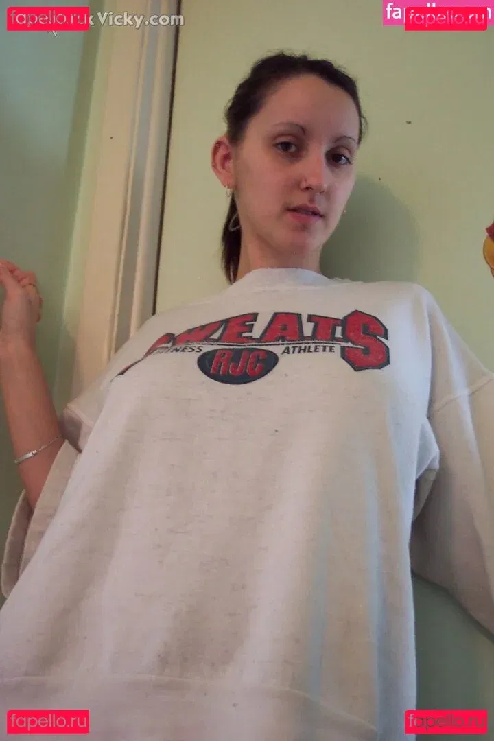 One Click Vicky Onlyfans Photo Gallery 