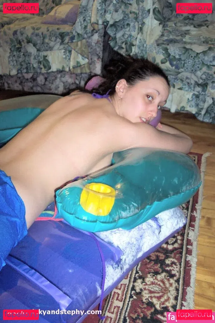 One Click Vicky Onlyfans Photo Gallery 