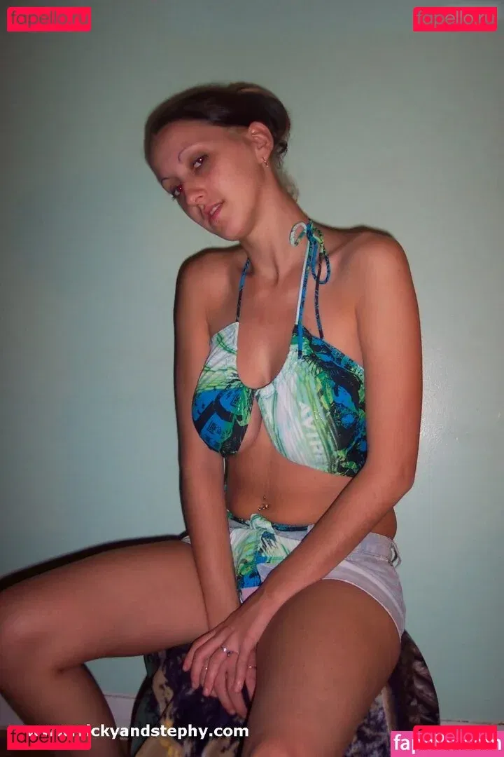 One Click Vicky Onlyfans Photo Gallery 