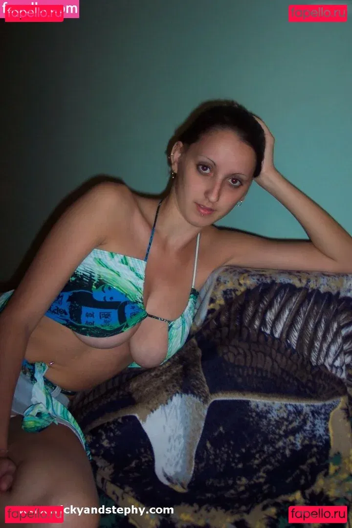 One Click Vicky Onlyfans Photo Gallery 