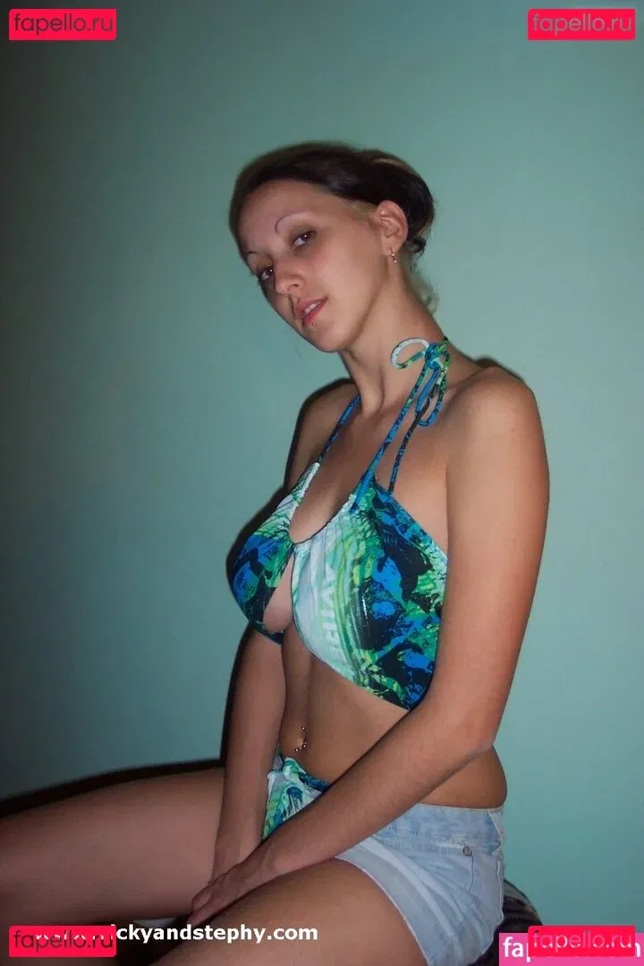 One Click Vicky Onlyfans Photo Gallery 