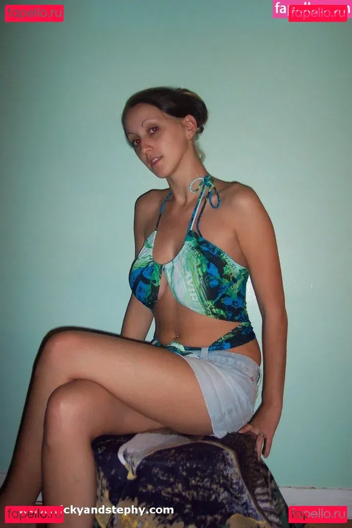 One Click Vicky Onlyfans Photo Gallery 