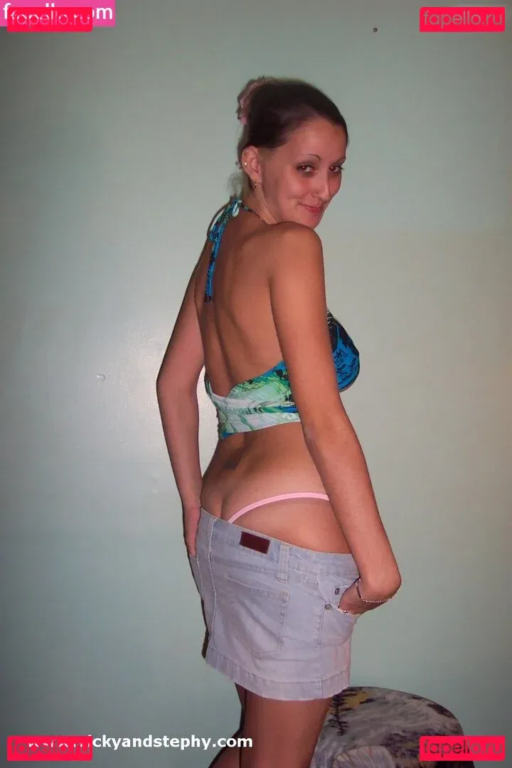 One Click Vicky Onlyfans Photo Gallery 