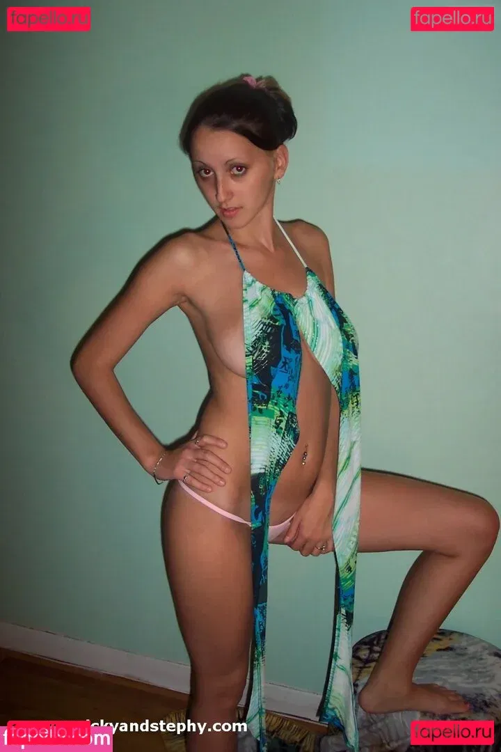 One Click Vicky Onlyfans Photo Gallery 