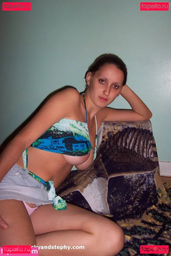 One Click Vicky Onlyfans Photo Gallery 